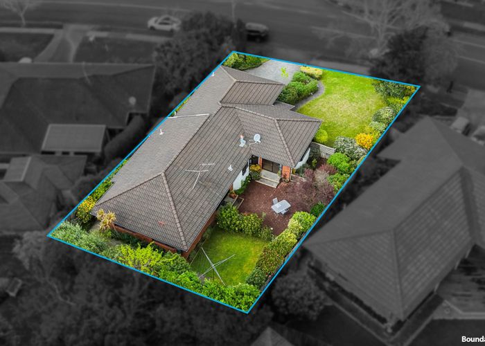  at 57 Mirrabooka Avenue, Botany Downs, Manukau City, Auckland