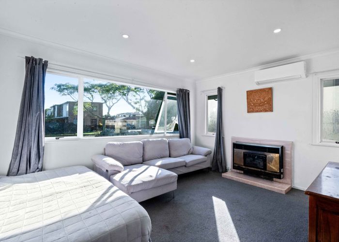  at 8 Martin Road, Manurewa, Manukau City, Auckland