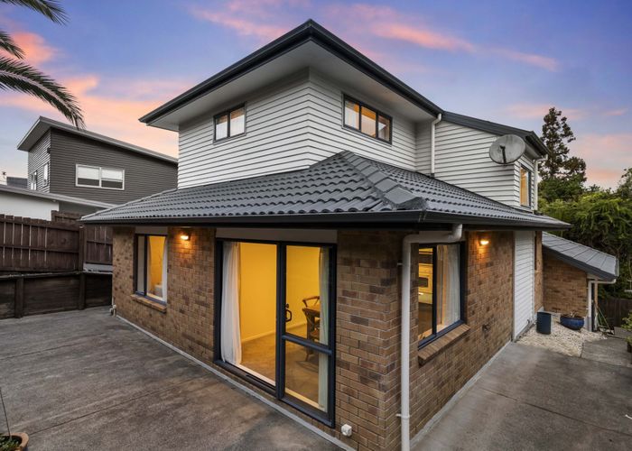  at 44A Park Road, Glenfield, Auckland