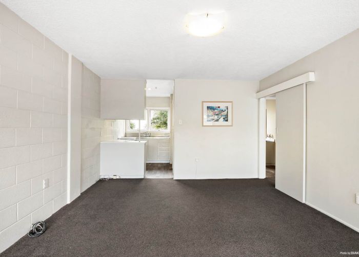  at 10/11 Tawera Road, Greenlane, Auckland