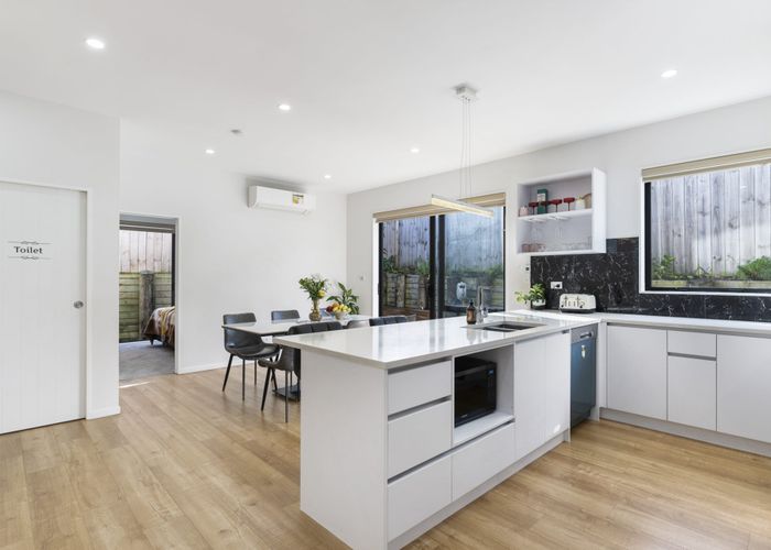  at 8C Ruahine Street, Avondale, Auckland