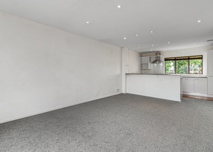  at 17/14 Ambrico Place, New Lynn, Auckland