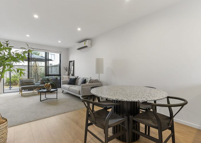  at 7 Orona Place, Takanini, Auckland