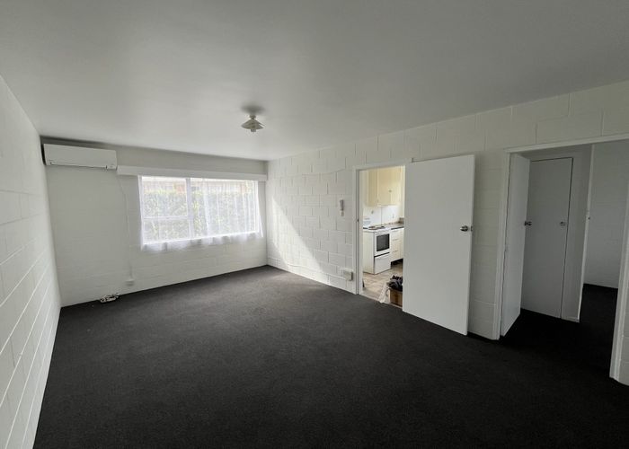  at 9B May Street, Hamilton East, Hamilton, Waikato