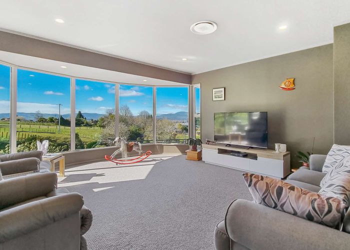  at 24 Mountain Road, Western Heights, Rotorua