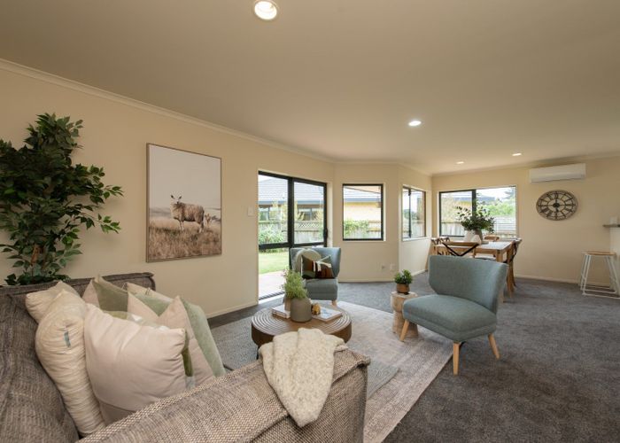  at 44 Te Moana Road, Waikanae Beach, Waikanae