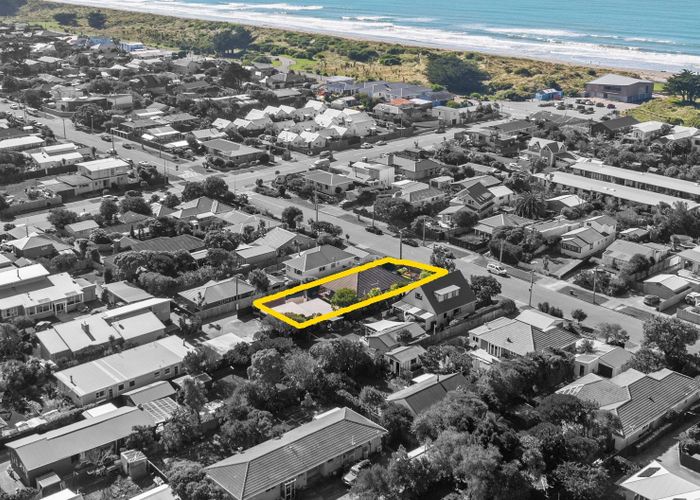  at 116 Pine Avenue, South New Brighton, Christchurch