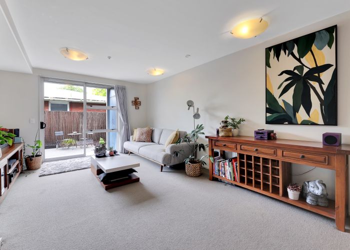  at 2/14 Brougham Street, Addington, Christchurch