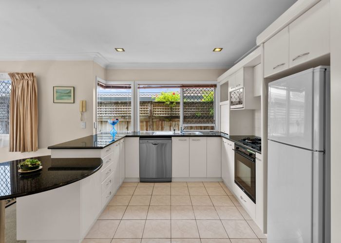  at 27 Domett Avenue, Epsom, Auckland City, Auckland