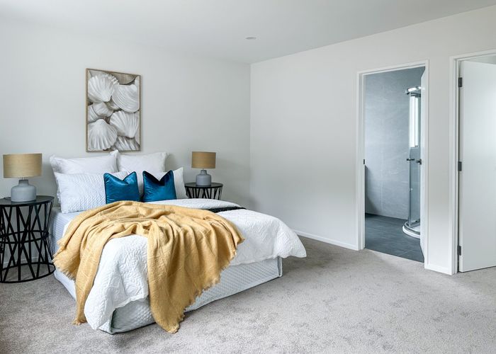  at 61B Totaravale Drive, Totara Vale, North Shore City, Auckland