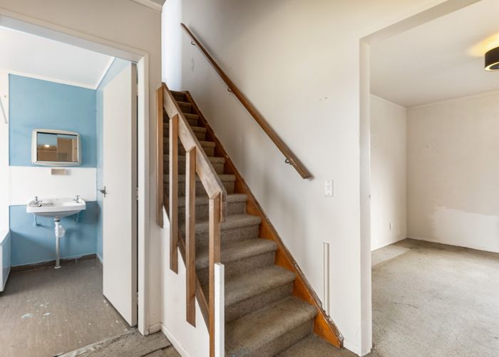 at 69 Victory Avenue, Karori, Wellington, Wellington