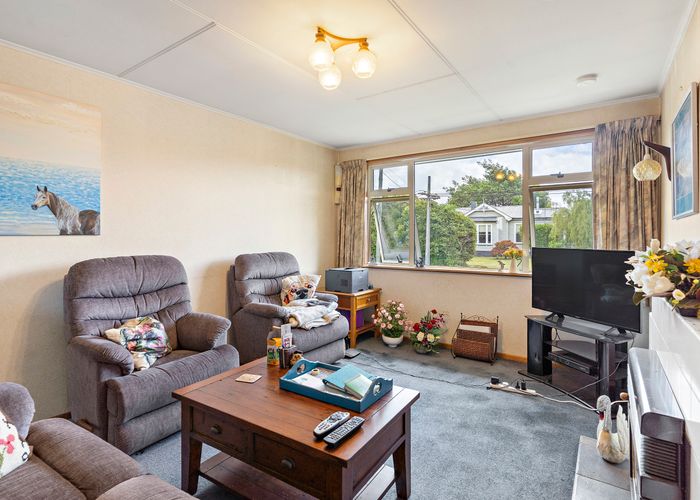  at 4 Wavell Crescent, Lansdowne, Masterton