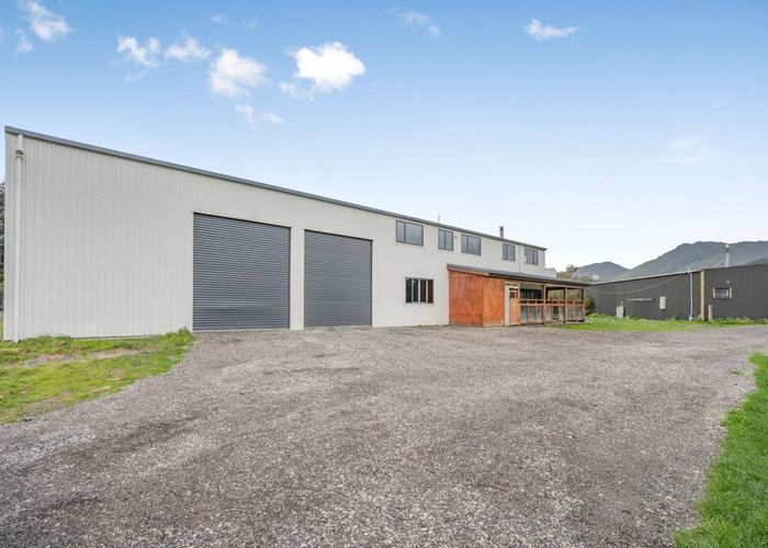  at 68 Marchant Road, Kaitoke, Upper Hutt