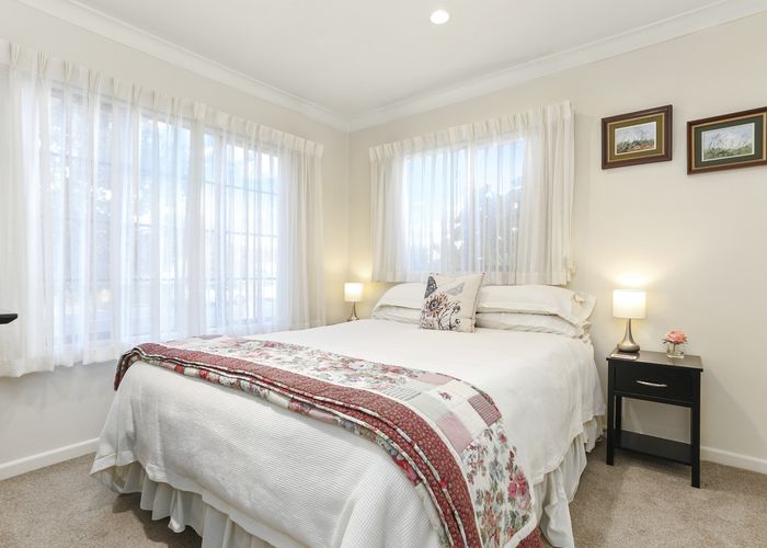  at 8 Waimanu Bay Drive, Te Atatu Peninsula, Auckland