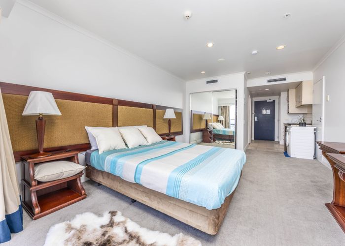  at L15/9-17 Byron Avenue, Takapuna, North Shore City, Auckland