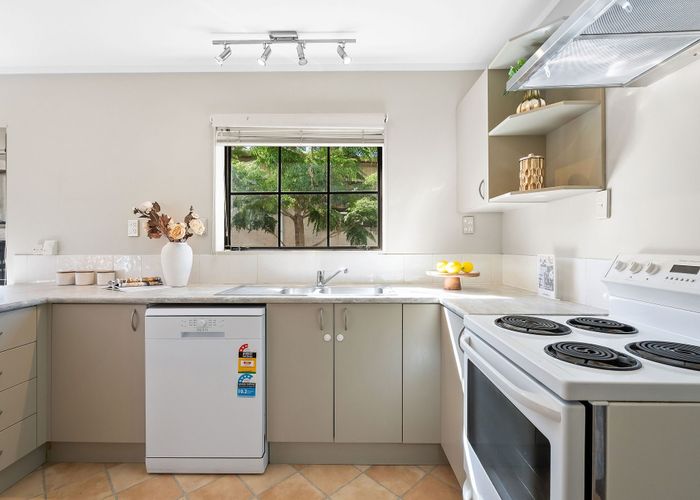  at 2/97 Matipo Road, Mairangi Bay, North Shore City, Auckland