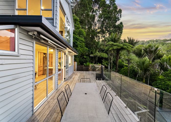  at 14 Tainui Road, Titirangi, Auckland