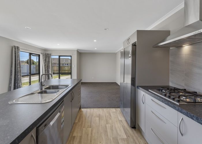  at 4 Sandown Crescent, Aranui, Christchurch