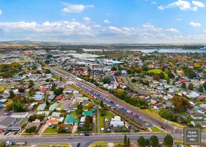  at 19 Manuroa Road, Takanini, Papakura, Auckland
