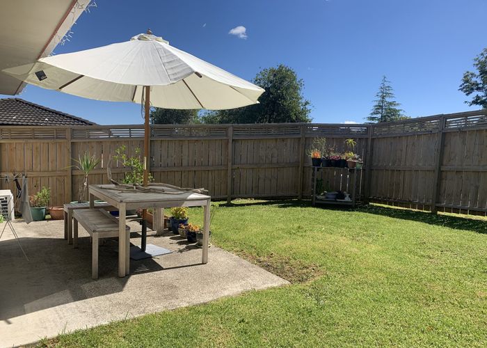  at Pavola Grove, Glenfield, North Shore City, Auckland