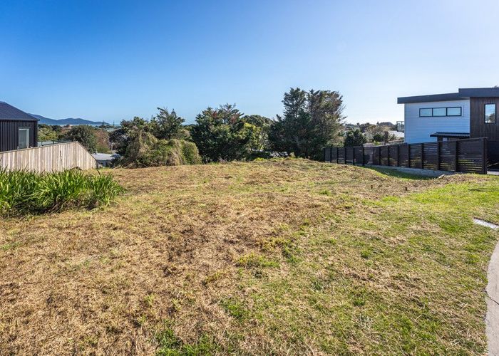  at 13 Kawau Grove, Waikanae, Kapiti Coast, Wellington
