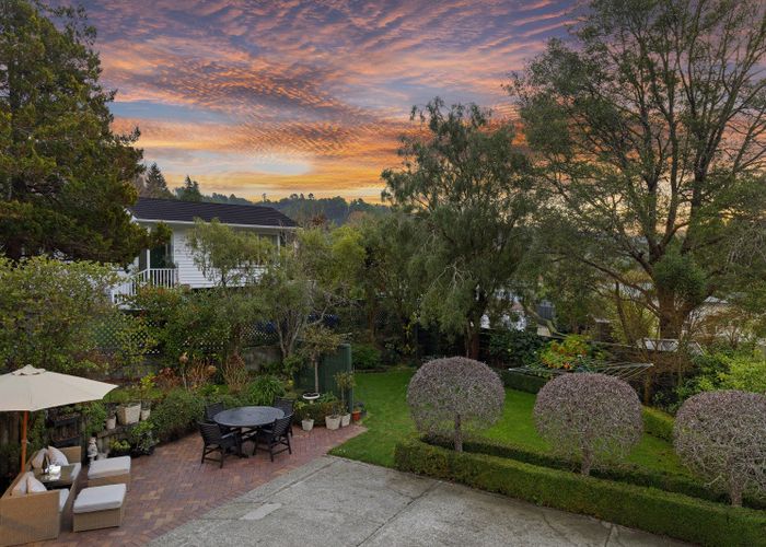  at 4 Harewood Grove, Pinehaven, Upper Hutt