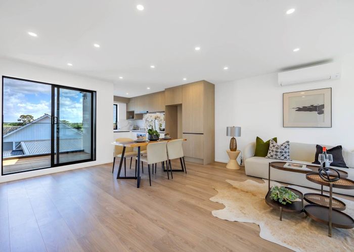  at 6/8 Sheehan Road, Te Atatu South, Waitakere City, Auckland