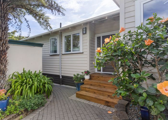  at 581 Great South Road, Rosehill, Papakura