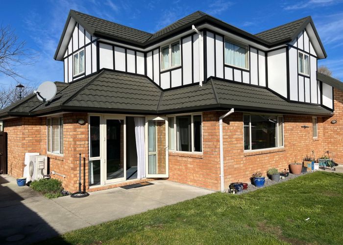  at 49 Chesterfield Mews, Avonhead, Christchurch City, Canterbury