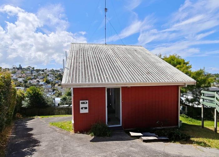  at 11B Helicon Place, Sunnynook, North Shore City, Auckland