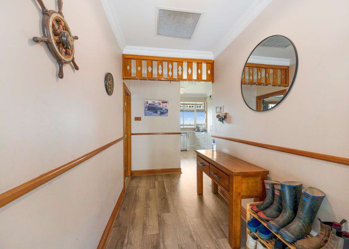  at 801 Main North Road, Bay View, Napier