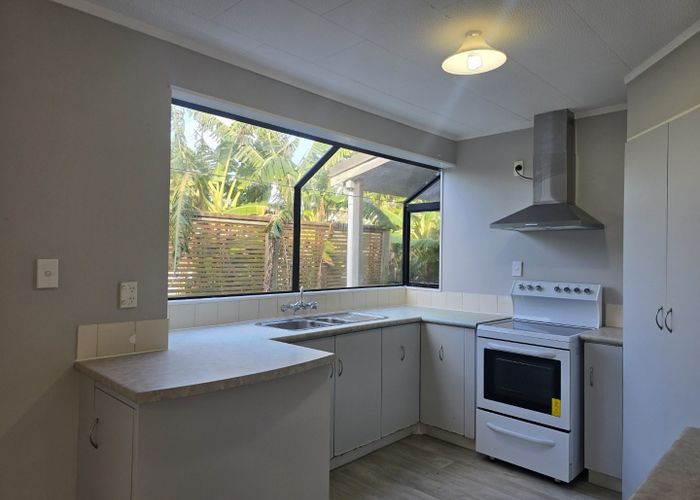  at 22 Chiltern Cres, Glen Innes, Auckland City, Auckland