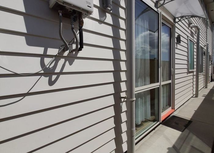  at 21 Hakinakina Drive, Flat Bush, Manukau City, Auckland