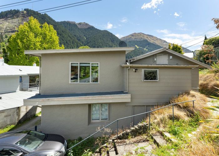  at 4 Turner Street, Queenstown, Queenstown