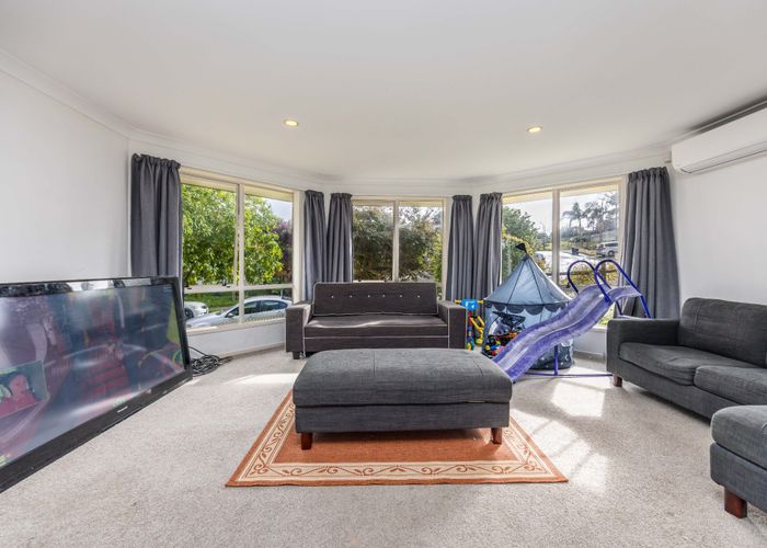  at 5 Kasia Close, Massey, Auckland