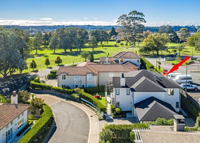  at 4 St Andrews Way, Albany, Auckland