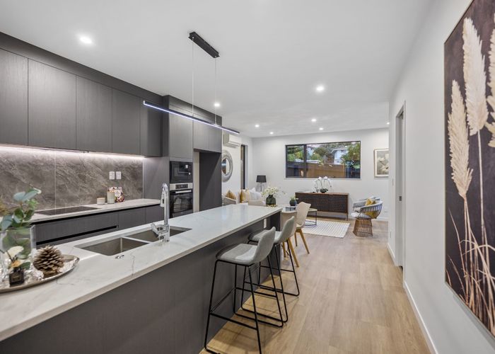  at 3C Margaret Place, Milford, Auckland