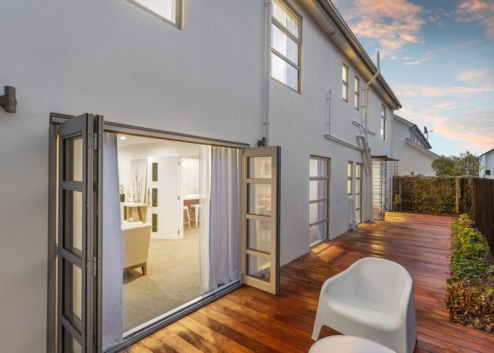  at 112 Sherborne Street, St. Albans, Christchurch City, Canterbury