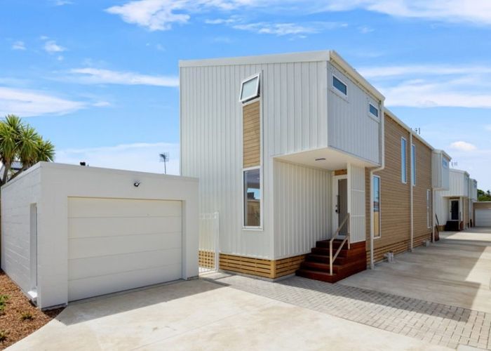  at 1/23 Howe Street, New Brighton, Christchurch