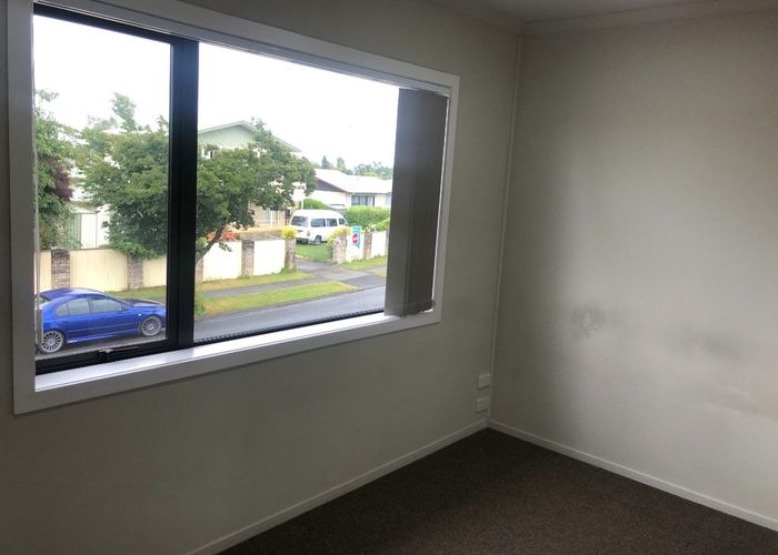  at 4/2 Rosalind Street, Deanwell, Hamilton, Waikato