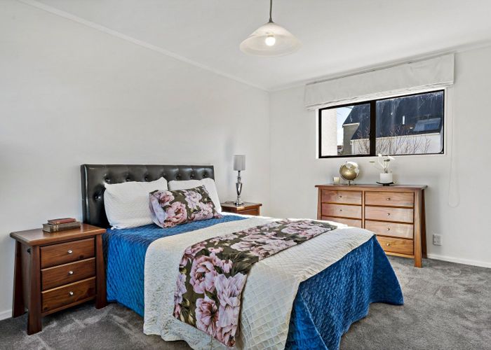  at 2/61 Sierra Street, Glendowie, Auckland