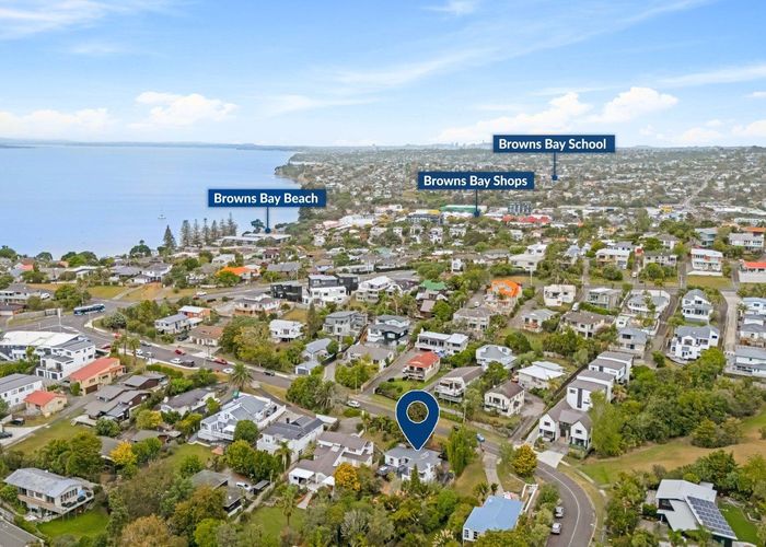  at 27 Hebron Road, Waiake, North Shore City, Auckland