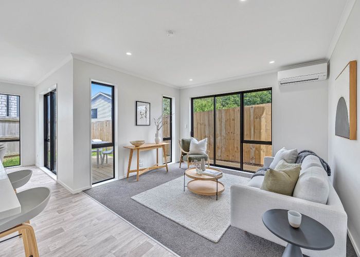  at 9/16 Russell Road, Manurewa, Manukau City, Auckland