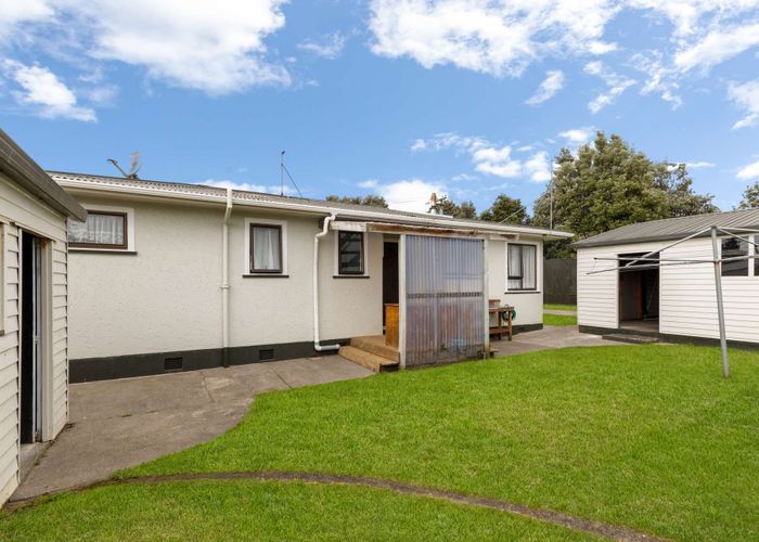  at 39 Miro Street, Castlecliff, Whanganui