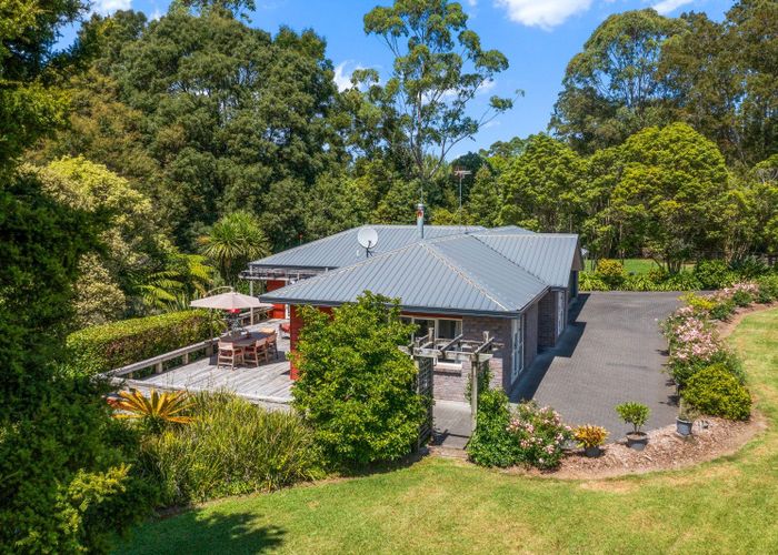  at 1527 Weranui Road, Silverdale