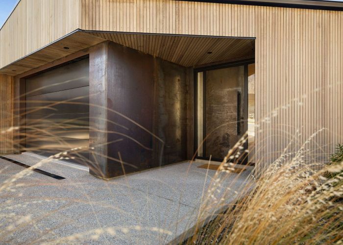  at 8 Spur Ridge Rise, Hanley's Farm, Jacks Point, Queenstown-Lakes, Otago