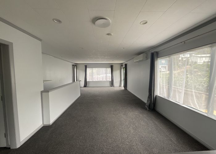  at 39 Carlton Terrace, Westown, New Plymouth