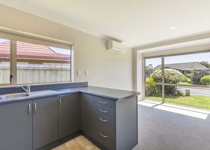  at 2/83 Langdale Avenue, Paraparaumu