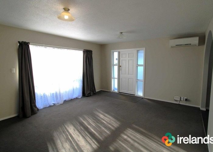  at 8 Peckham Lane, Woolston, Christchurch