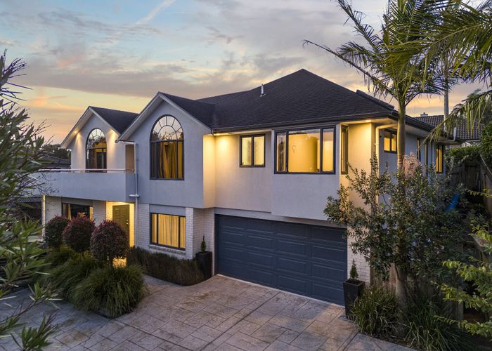  at 7 Hoani Glade, Saint Johns, Auckland